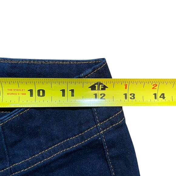 Pilcro Bell Bottom Jeans - Picture 6 of 9